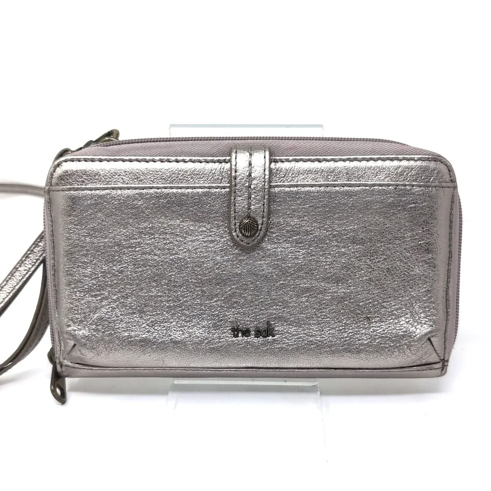 The Sak Iris Metallic Leather Crossbody Wallet Purse Wristlet Phone Holder